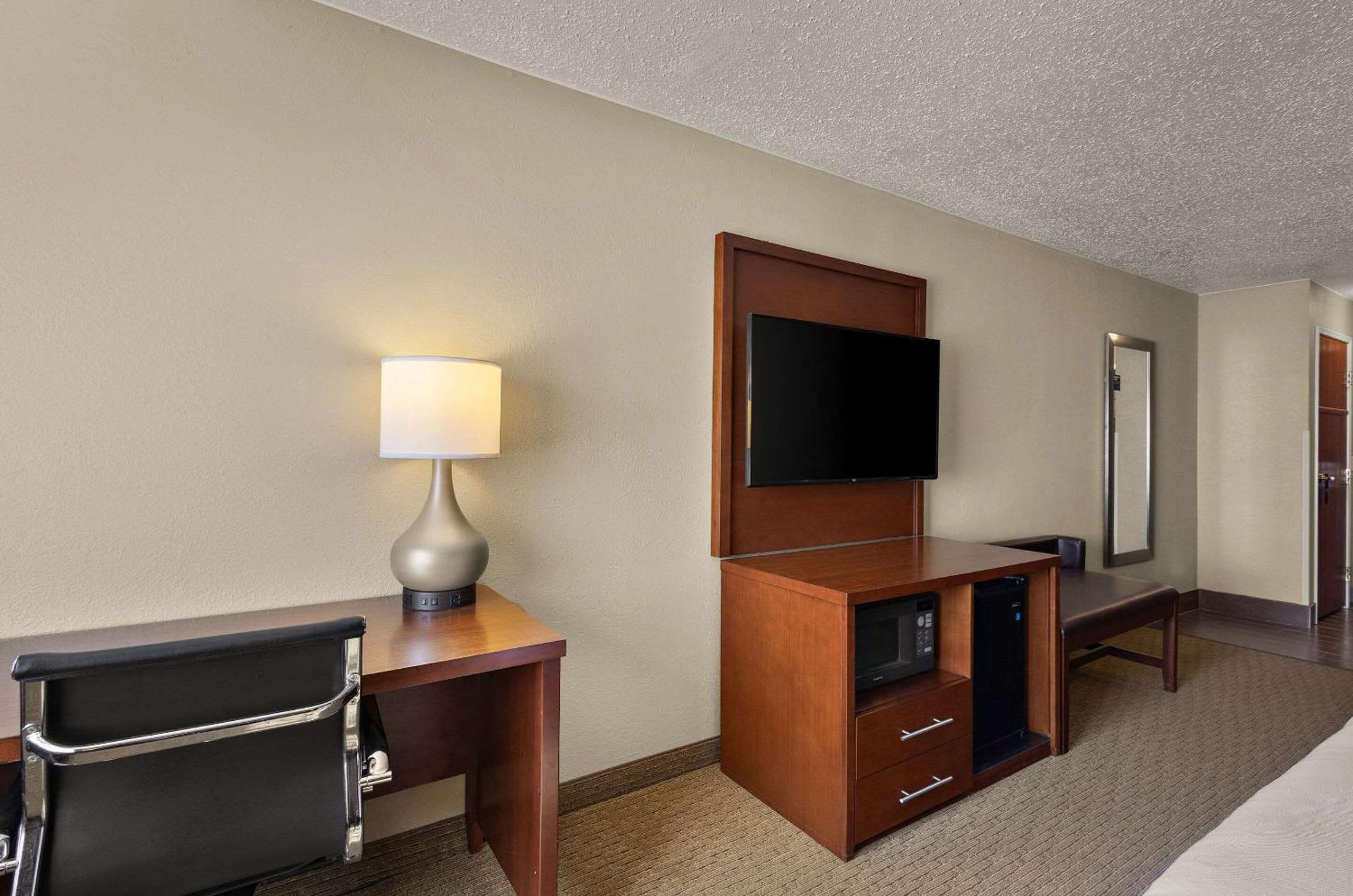 Comfort Inn Near Ouabache State Park Bluffton Εξωτερικό φωτογραφία