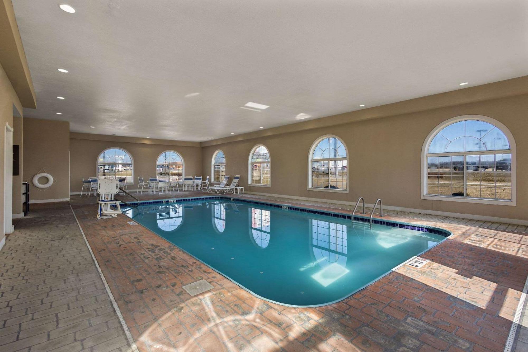 Comfort Inn Near Ouabache State Park Bluffton Εξωτερικό φωτογραφία